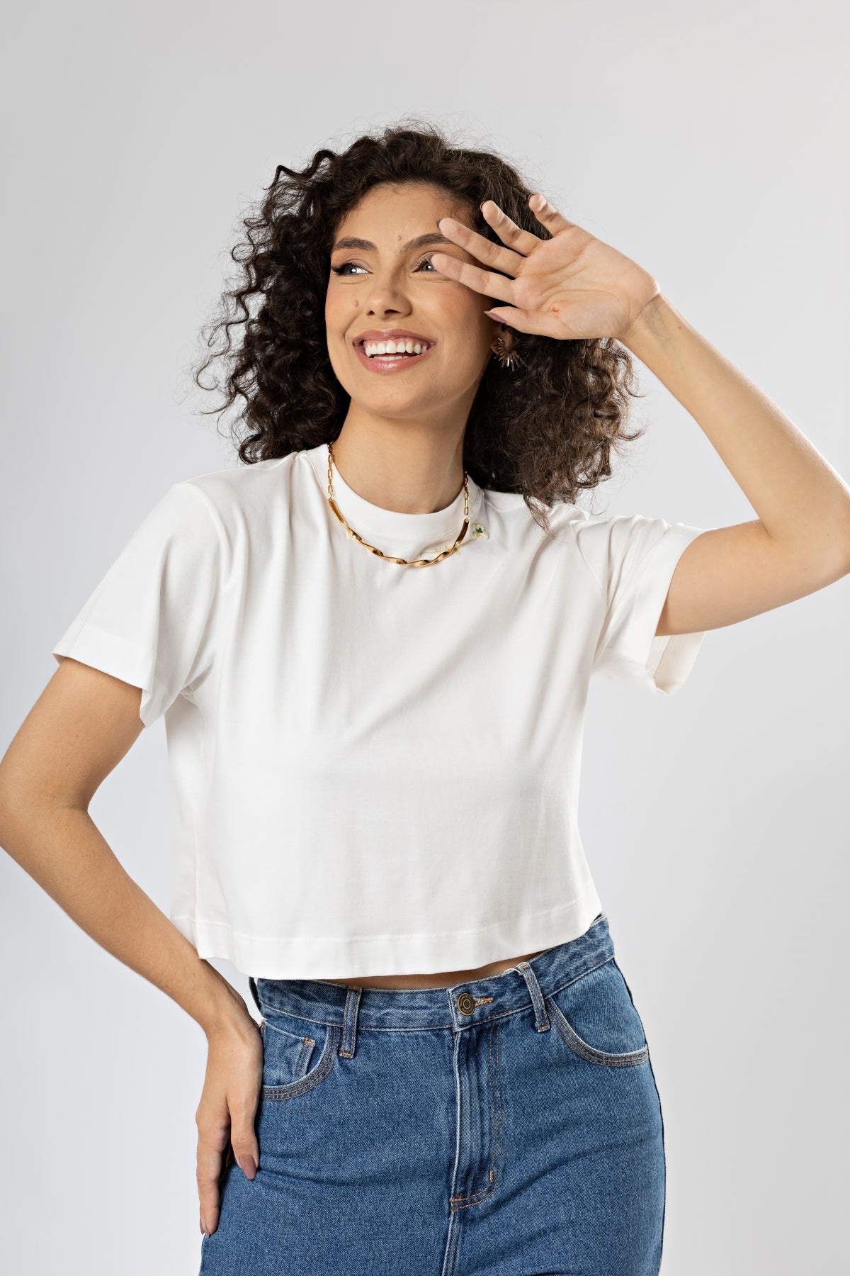 Camiseta Curta Básica Easy Branca Gola Redonda Algodão Egípcio