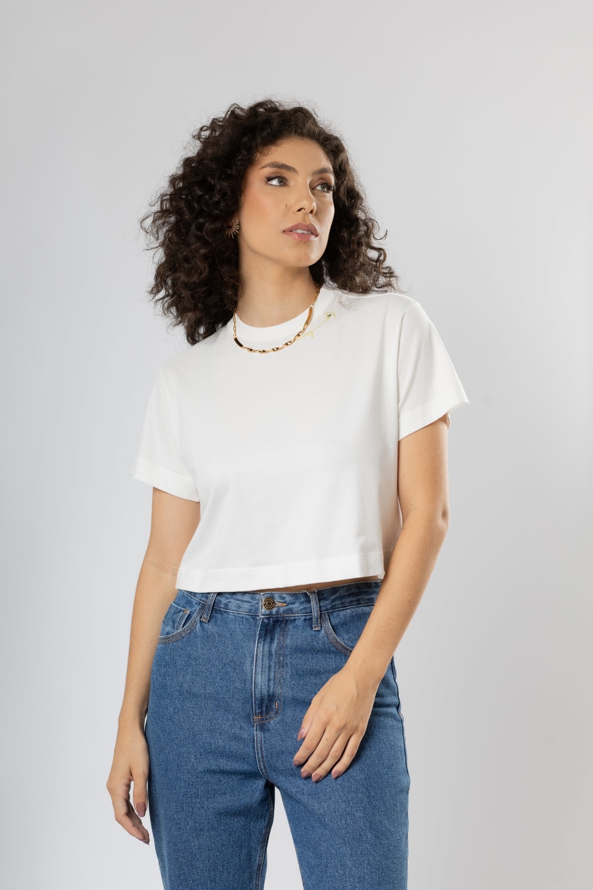 Camiseta Curta Básica Easy Branca Gola Redonda Algodão Egípcio