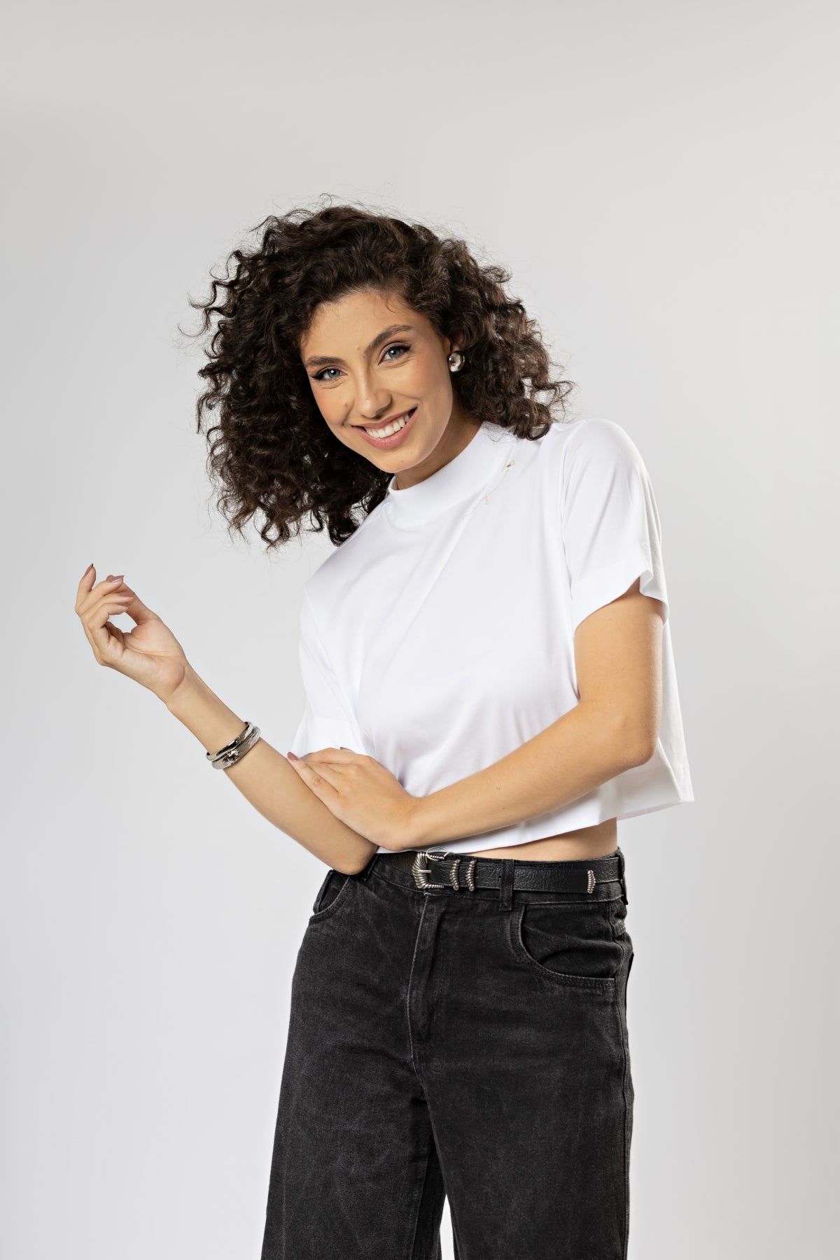 Camiseta Curta Básica Easy Branca Gola Alta Algodão Egípcio