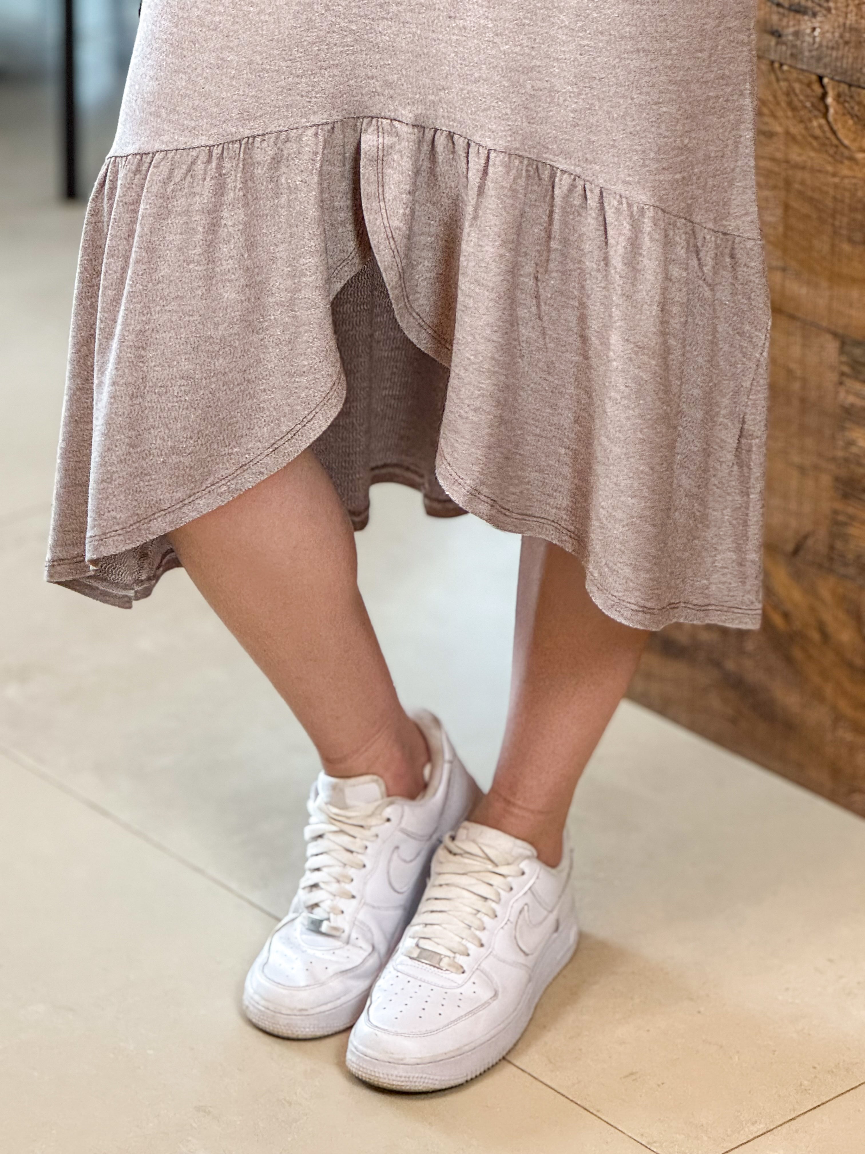 Vestido Malha Mídi Bordado Artesanal