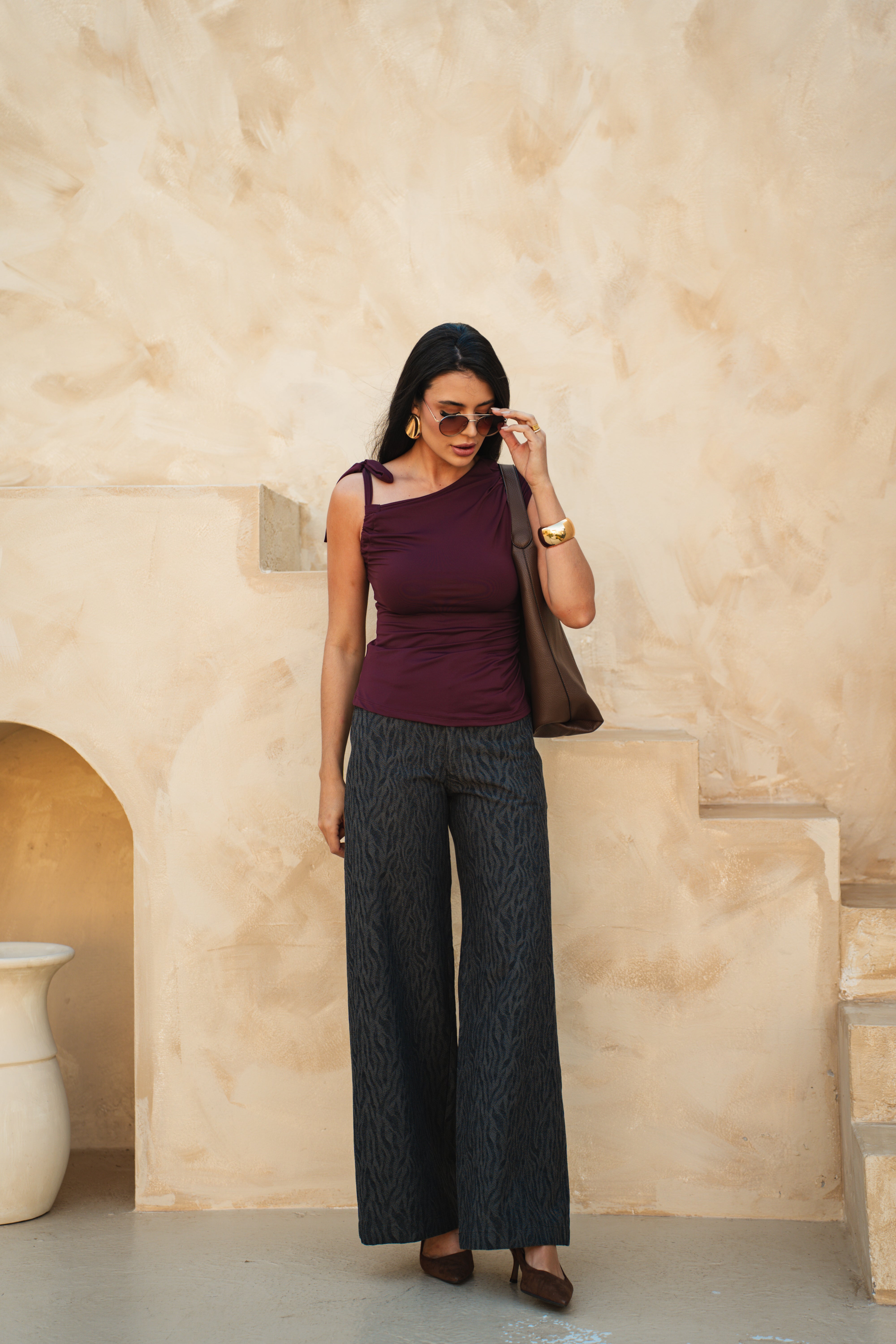 Calça Wide Leg Zabrada em Jeans Preto Jacquard 100% Algodão