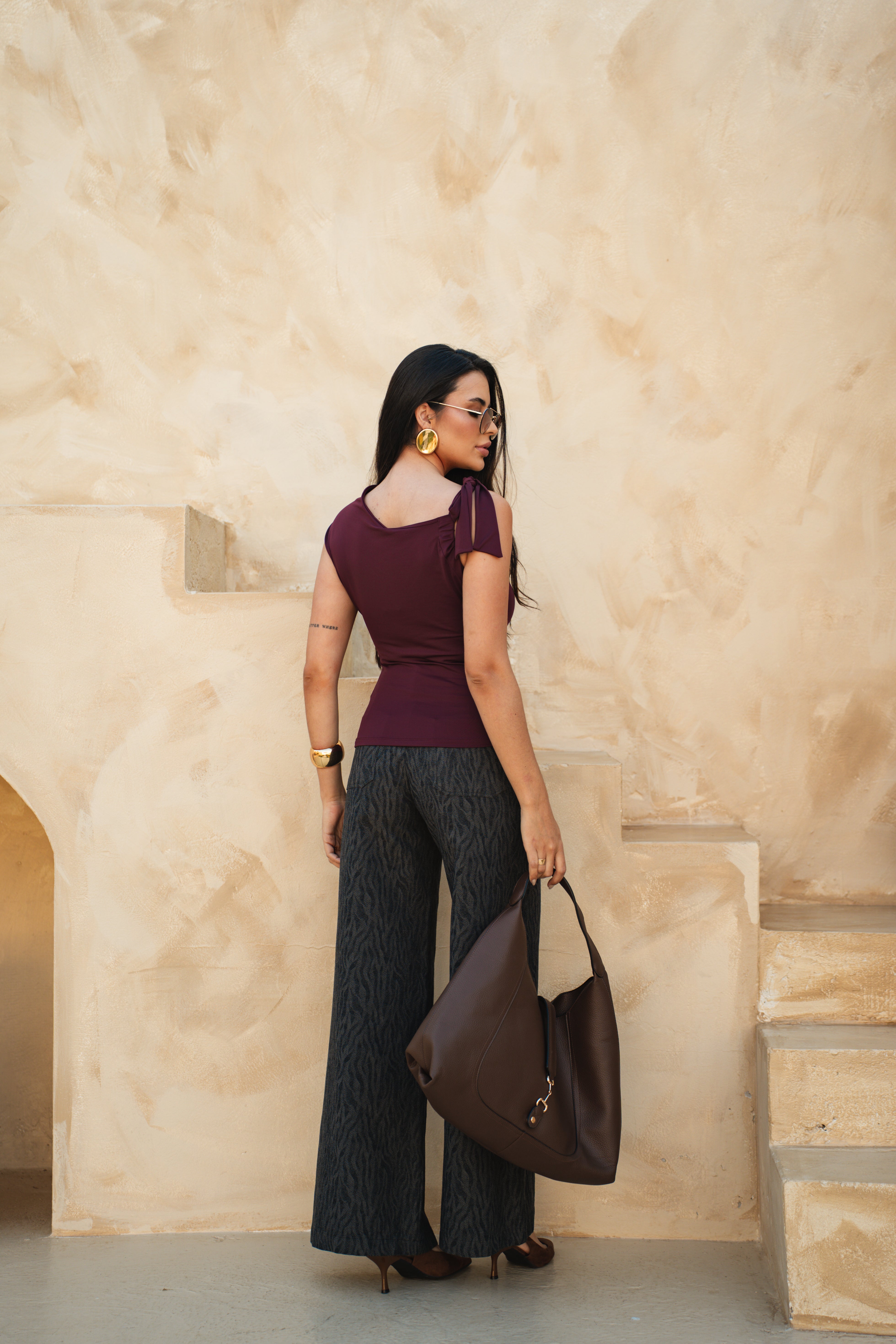 Calça Wide Leg Zabrada em Jeans Preto Jacquard 100% Algodão