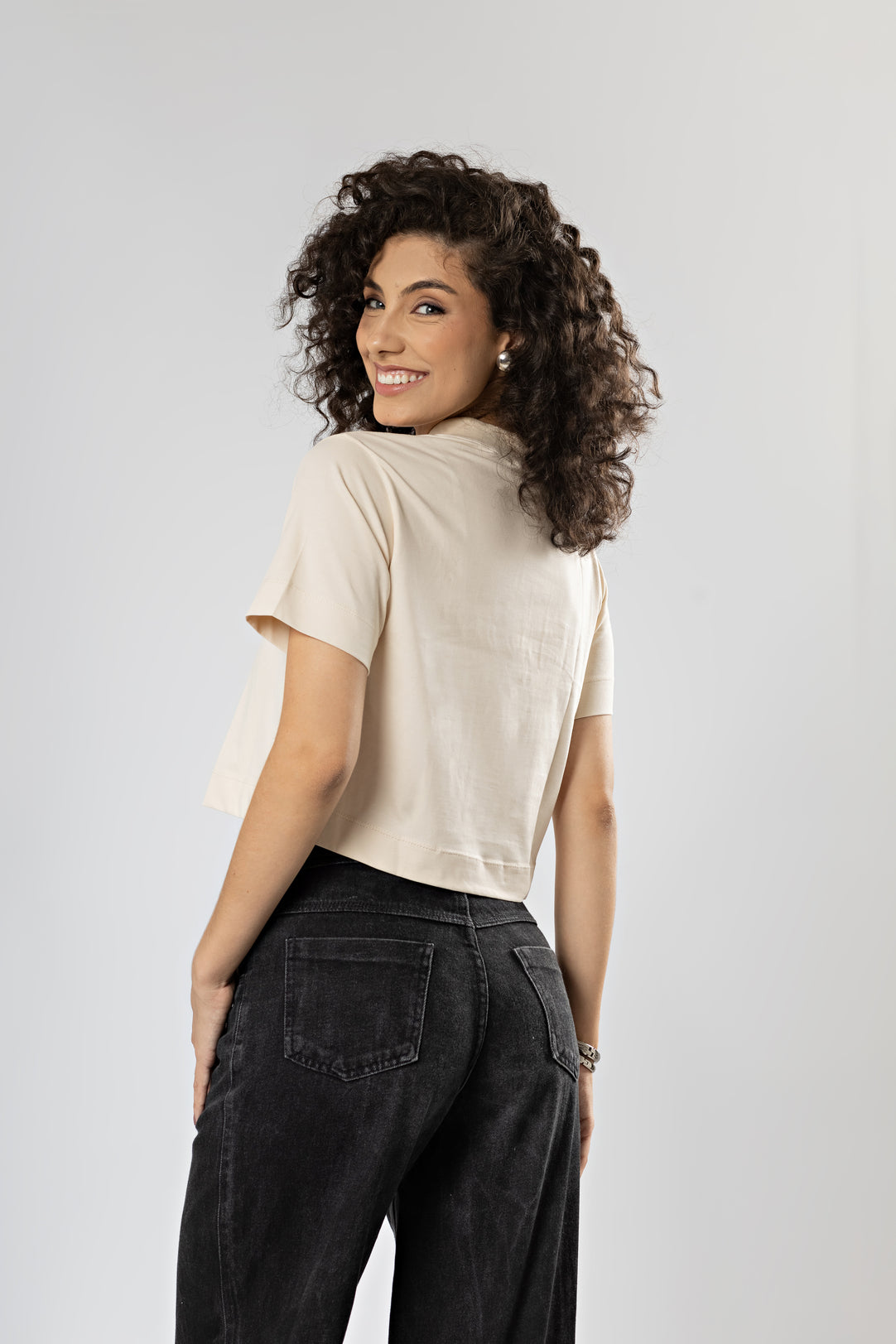 T-Shirt Curta em Algodão Egípcio Easy Gola Alta Bege