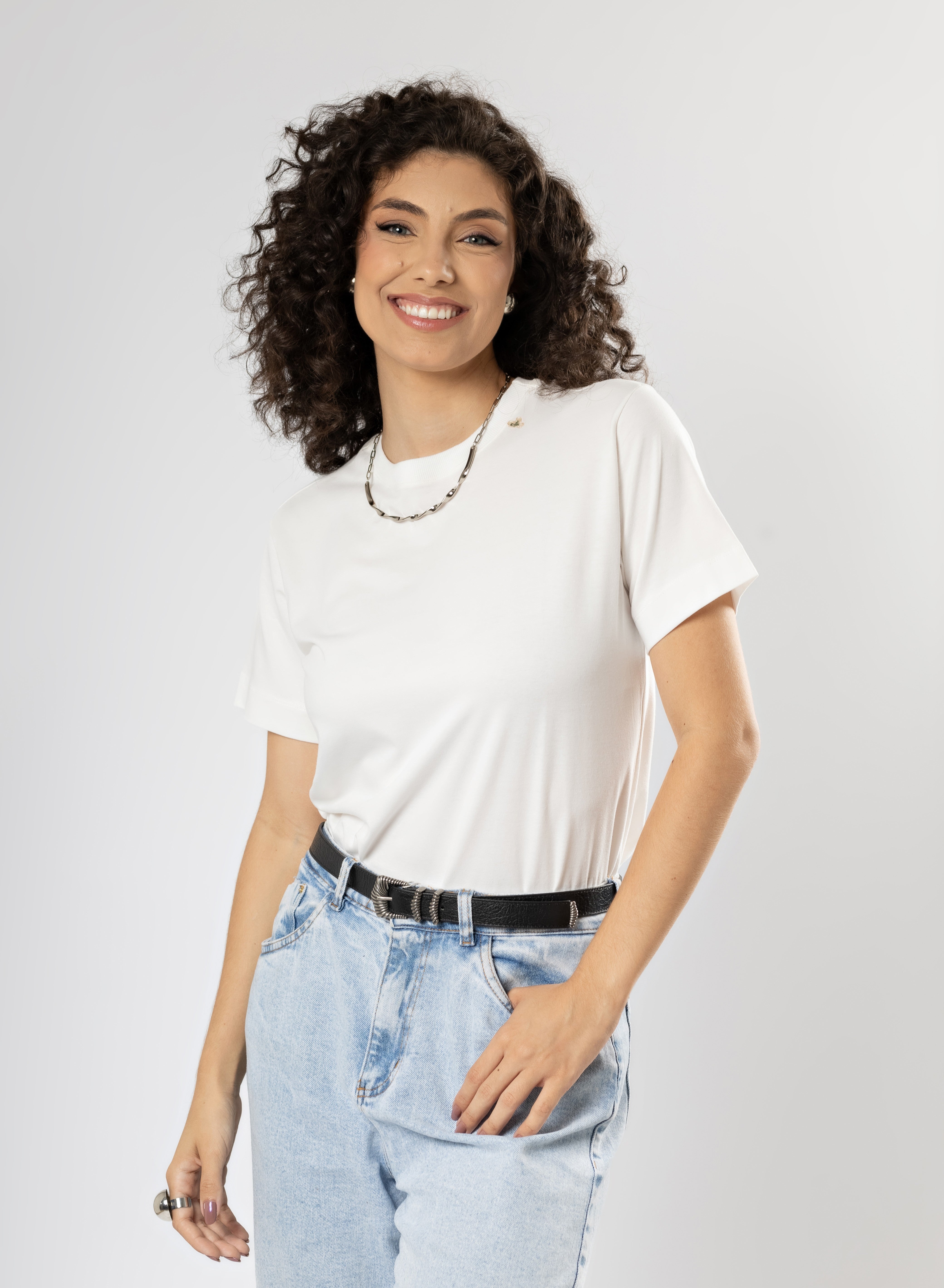 T-Shirt em Algodão Egípcio Gola Redonda Easy Off White