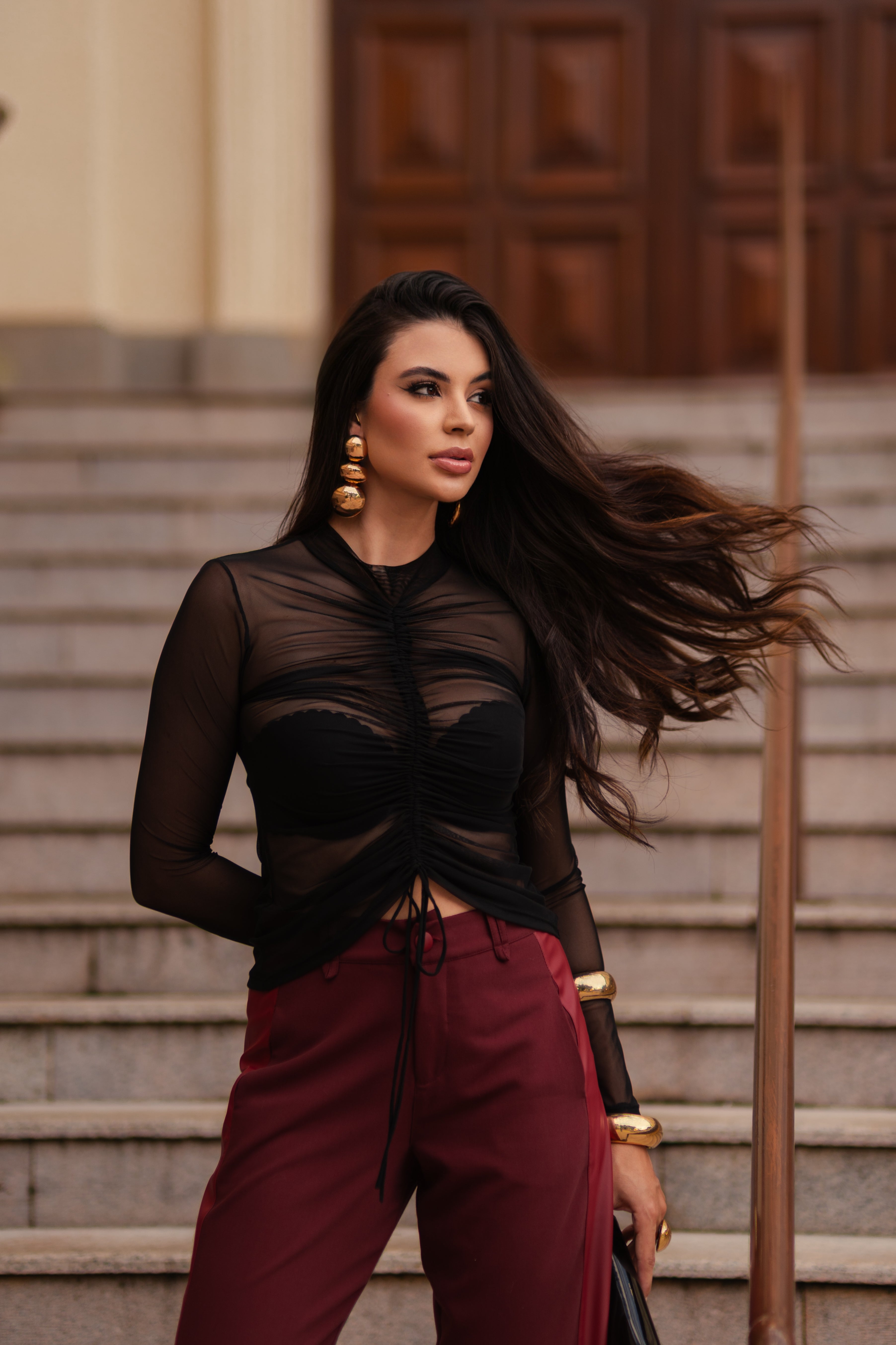Blusa de Tule Drapeada Preta