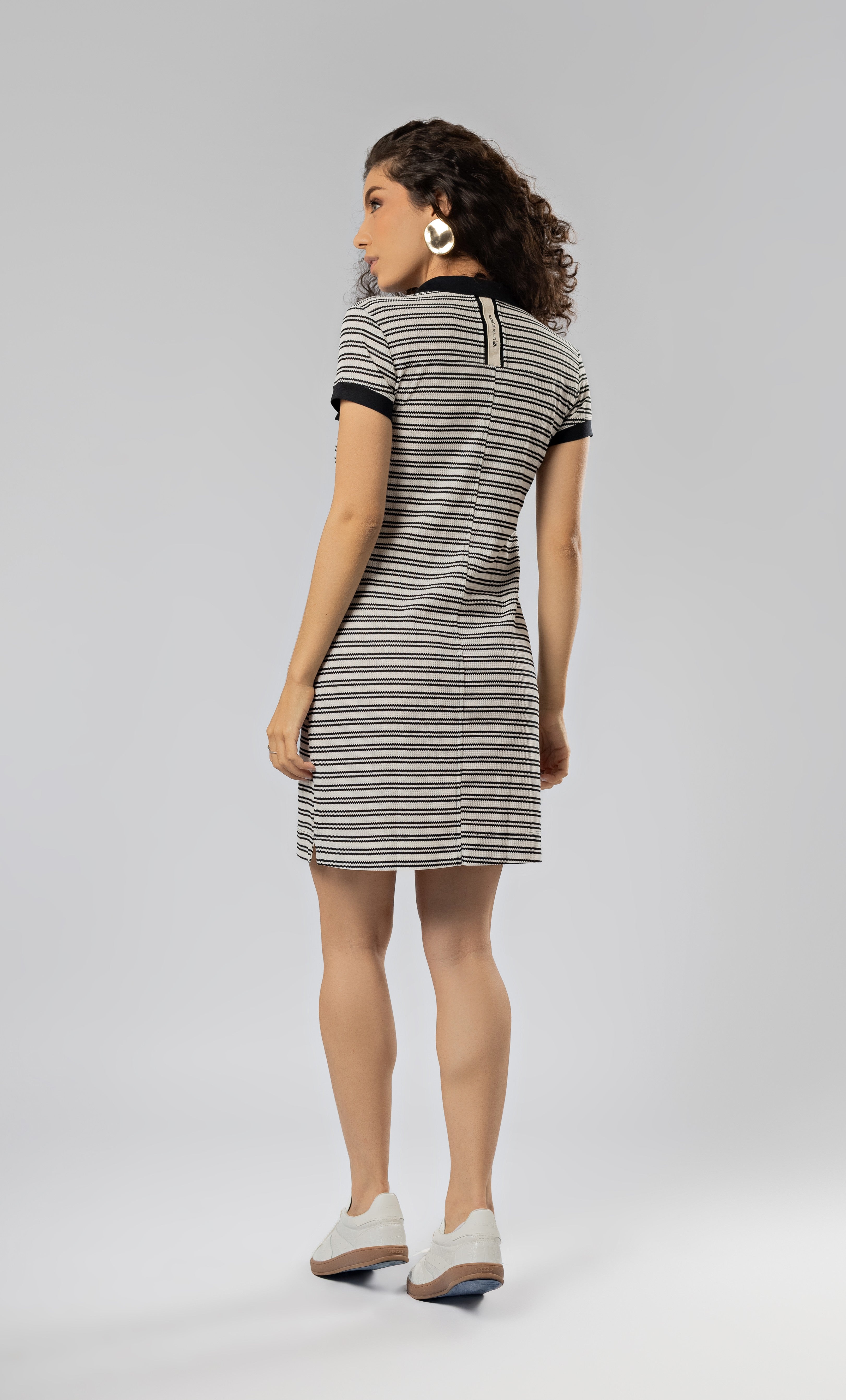 Vestido Polo Listrado em Malha P&B