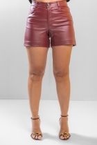 Short Curto Bordô Resinado 