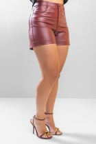 Short Curto Bordô Resinado 