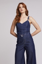 Cropped Jeans Detalhe Metal na Alça 