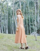 Vestido Mídi Laranja Cintura Marcada 